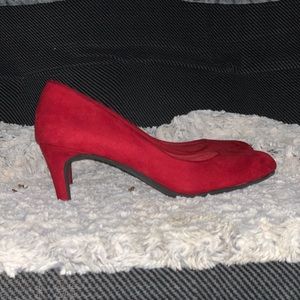 Red Suede Heels 👠